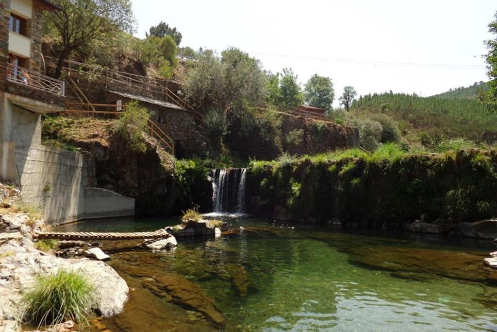 Casa Oeste Sabugueiro  Luaran gambar
